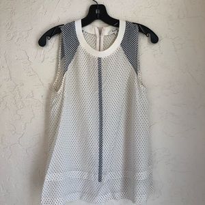 Sleeveless blouse